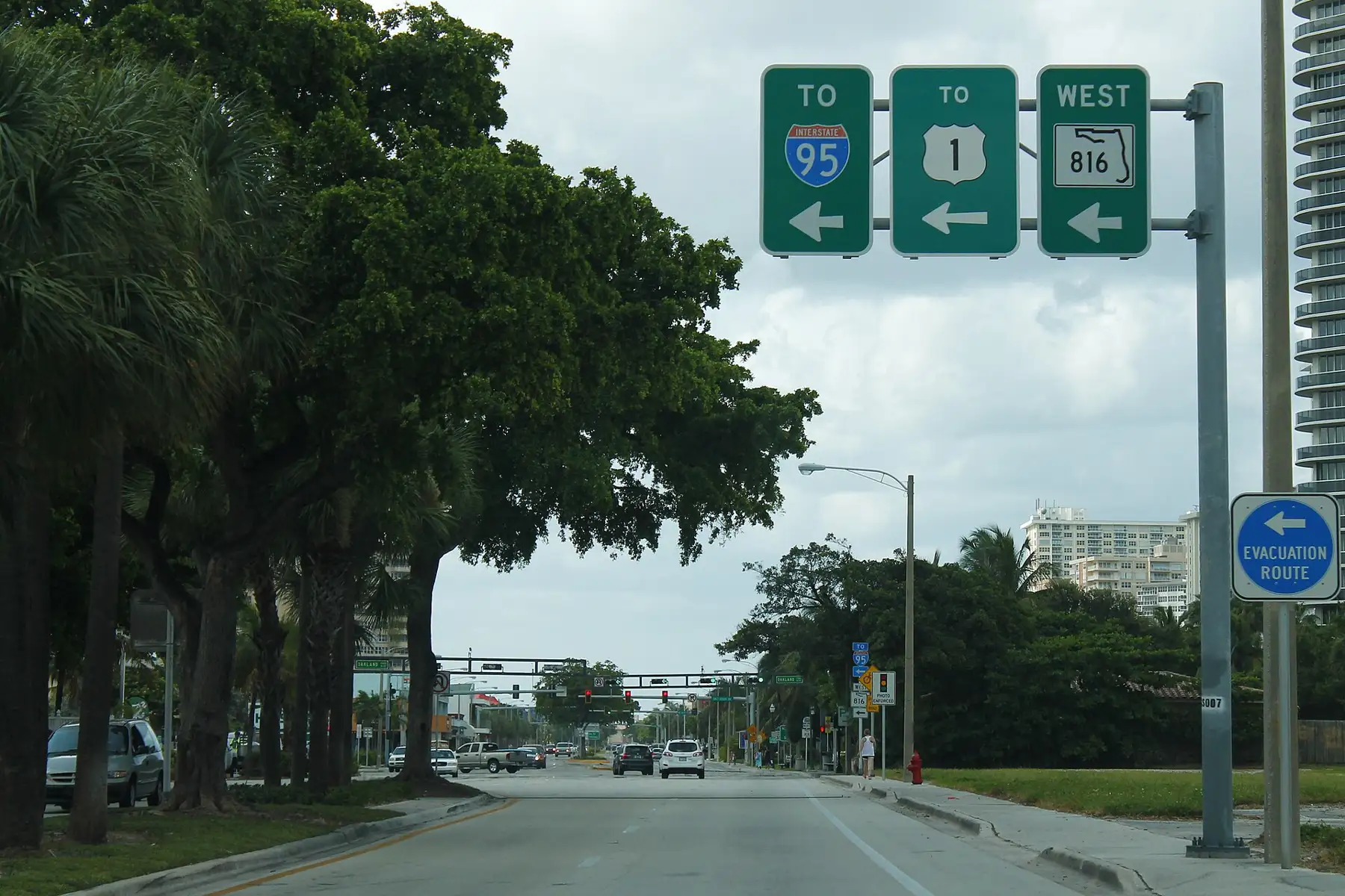 A1A at Oakland Park Boulevard, a short walk south of Coral Ridge Towers — Coral Ridge Towers, Fort Lauderdale