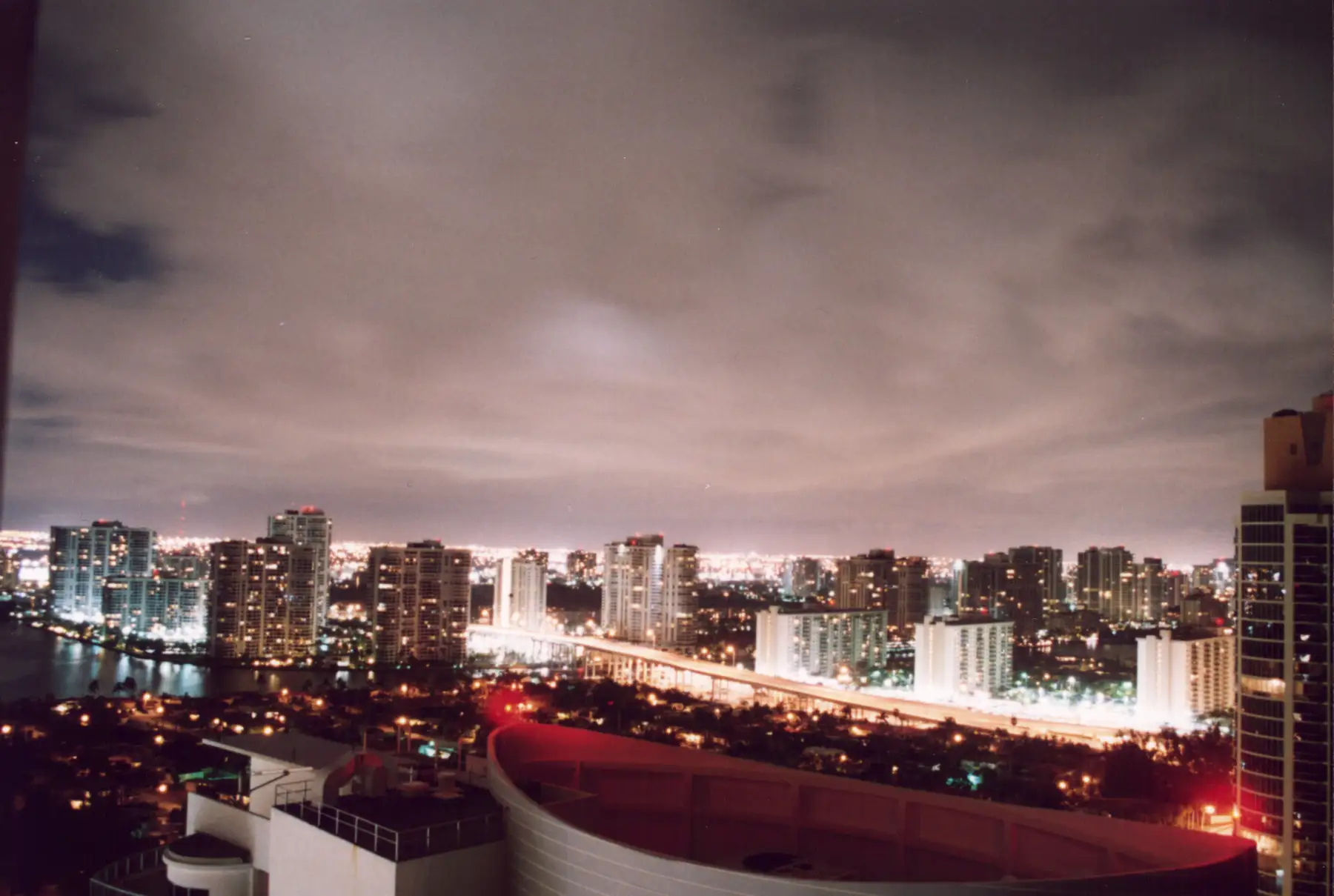 Aventura and Sunny Isles at night — Duo, Hallandale Beach