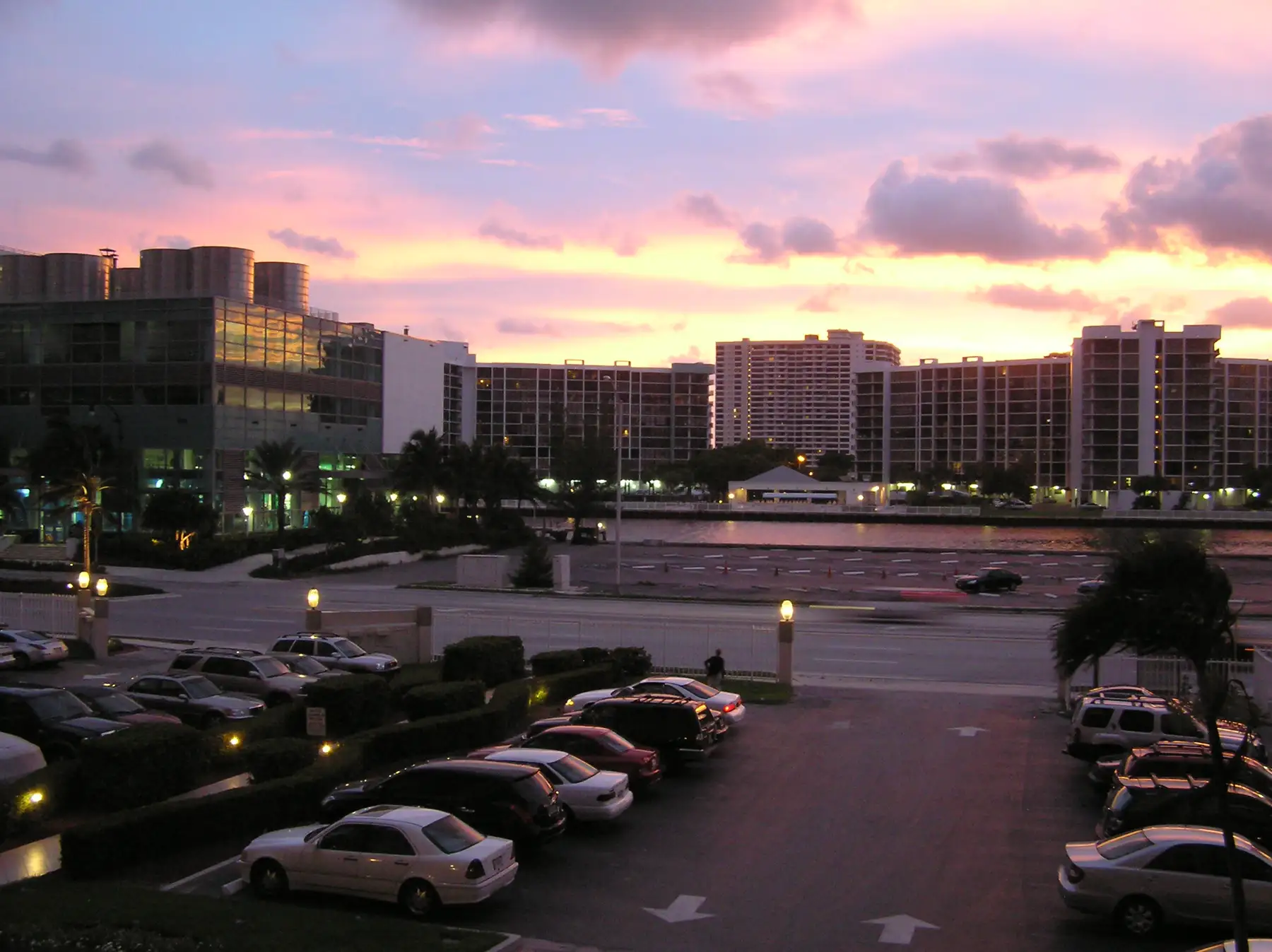 Sunset over the Intracoastal on the Hallandale Beach Boulevard side — Malaga Towers, Hallandale Beach