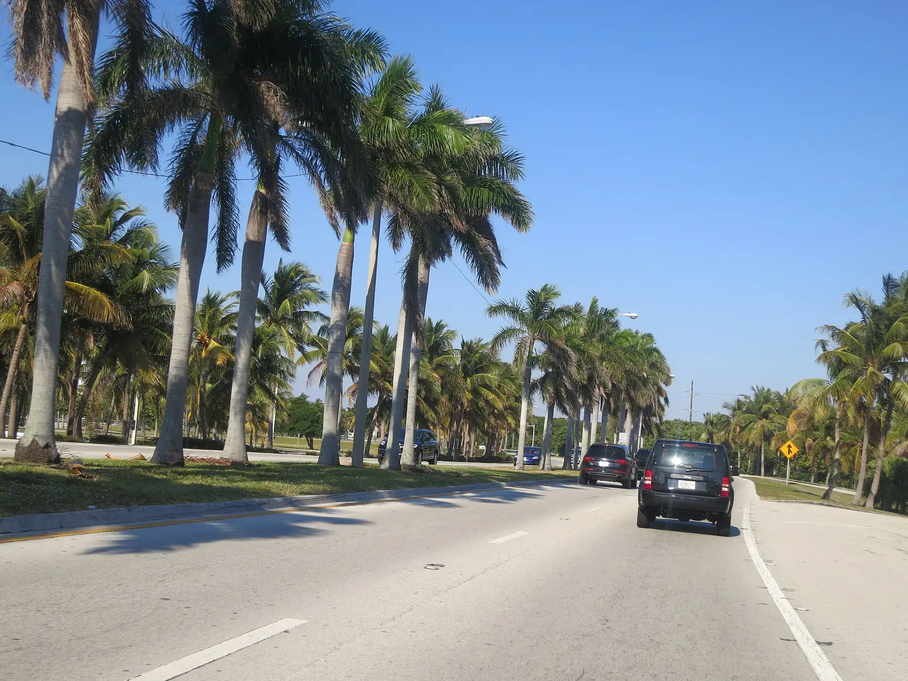 Ocean Boulevard through Golden Beach, just south of Parker Tower