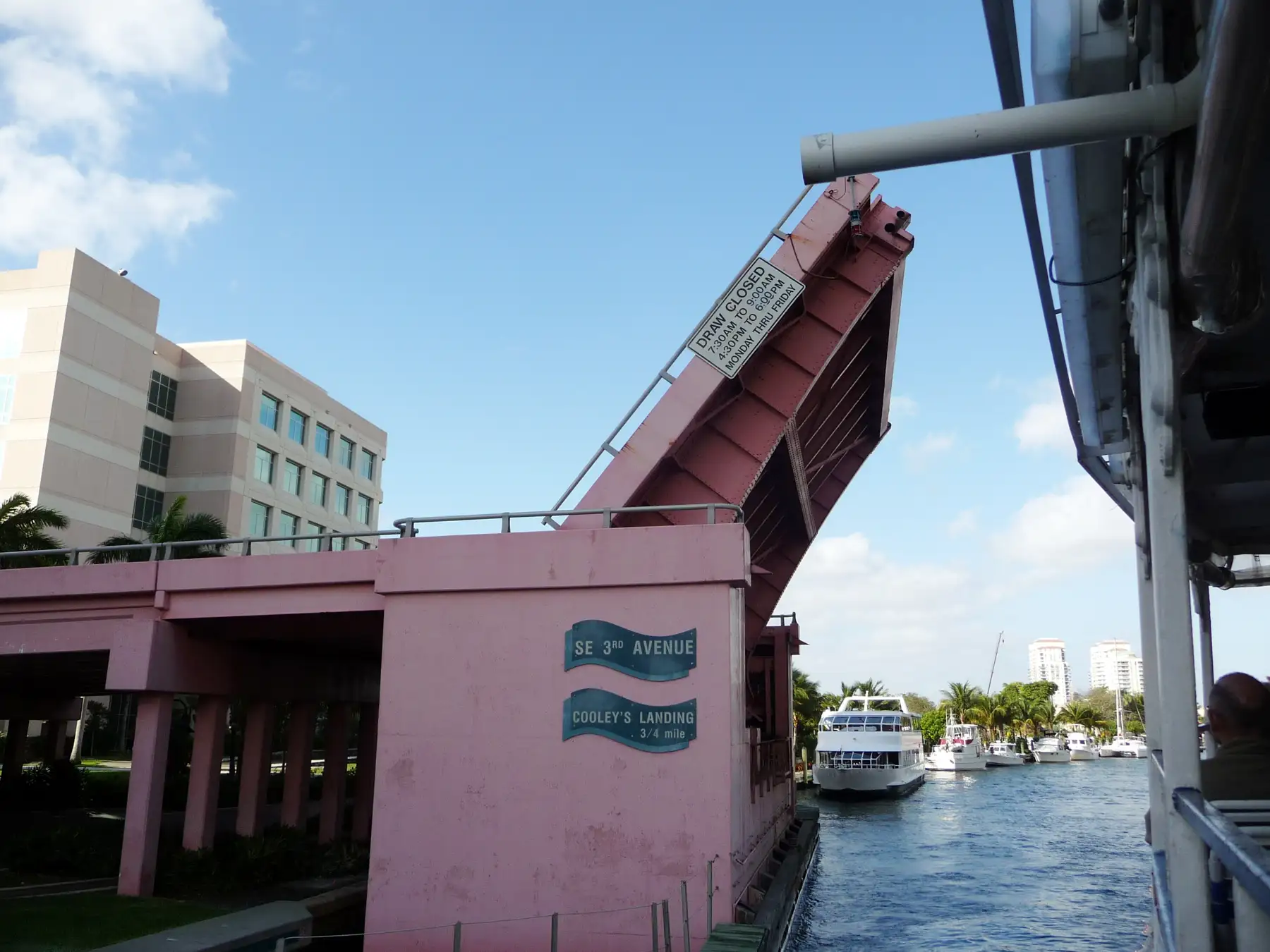 Passing under the SE 3rd Avenue bridge on the New River — Las Olas River House, Fort Lauderdale
