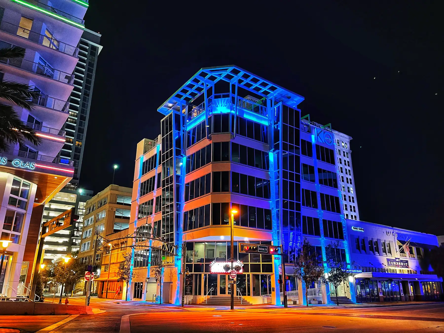 Downtown near the Riverwalk at night — Las Olas River House, Fort Lauderdale